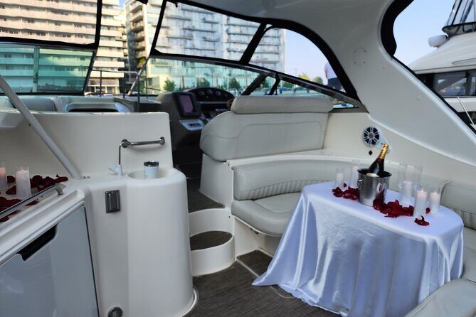 60-Minute Toronto Luxury Yacht Sightseeing Prosecco Cruise! - Good To Know