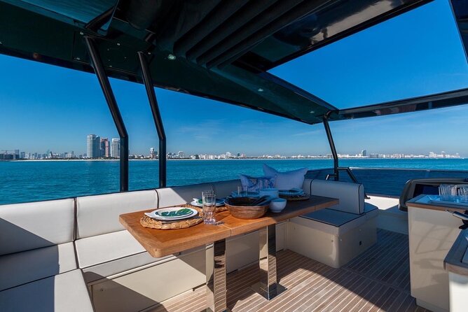 62ft Yacht Tour in Miami Beach With Captain Beneteau MC6 Fly - Amenities and Features