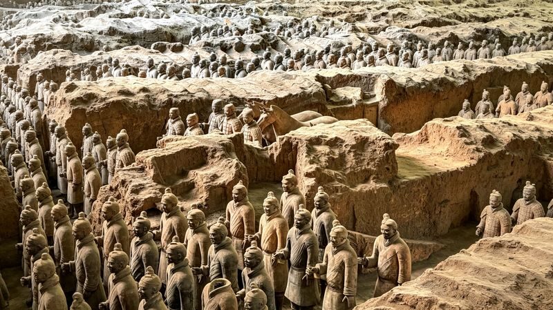 7-day, 6-night Canyon Secret Realm Tour in Xian, Shaanxi (2-8 people group) - Day 3: Wave Valley and Hukou Waterfall