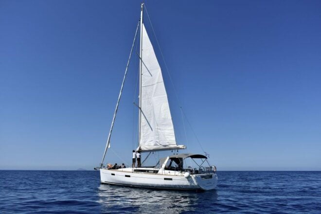 7-Day Crewed Charter "The Cosmopolitan"- Beneteau Oceanis 45 - Important Information
