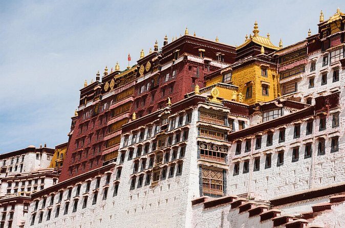 7-Day Premium Tibet Tour: Culture, Lakes & Everest Experience - Practical Considerations