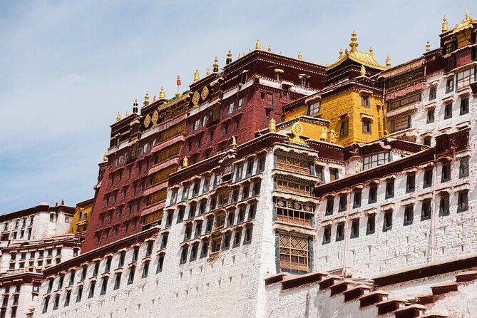 7-Day Premium Tibet Tour: Culture, Lakes & Everest Experience - Who Should Consider This Tour