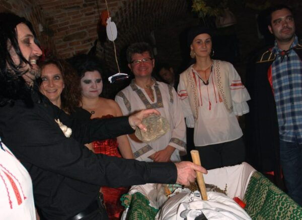 7-Day Vampire in Transylvania Dracula Tour - Travel Tips and Recommendations