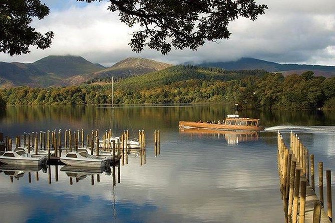 7 Day Winter Tour of England and Scotland Starting From London - Tour Manager and Guides