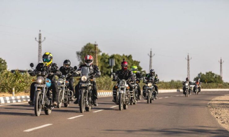 7 - Days Guided Motorcycle Tour in Delhi, Agra and Jaipur - Accommodations and Inclusions