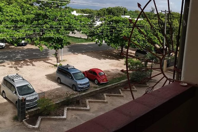 7 Days Holiday Vacation In Diani (MINIMUM 2 PAX) - Meeting Details