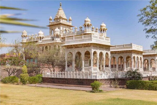 7 Days Rajasthan Triangle Tour (Jaipur-Jodhpur-Udaipur) - Travel and Accommodation Details