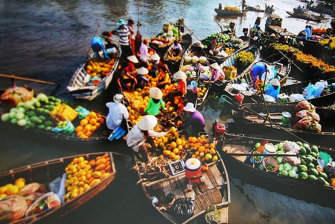 7 Days Vietnam - Cambodia - Day 2: Exploring Hanois Old Quarter