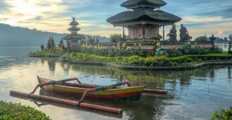 7 Hiden Waterfalls and Lake Tample - Remote Waterfalls Exploration