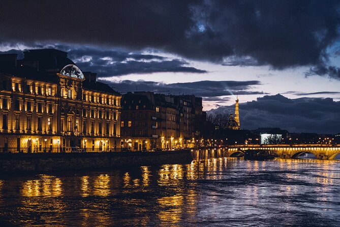 7 Hour Paris Night Tour and Moulin Rouge With Airport Transfer - Customization and Booking Details