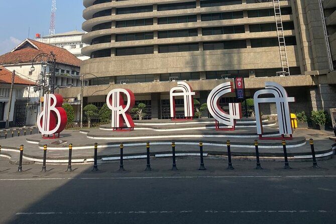 7 Hour Private Bandung City Tour - Practical Details