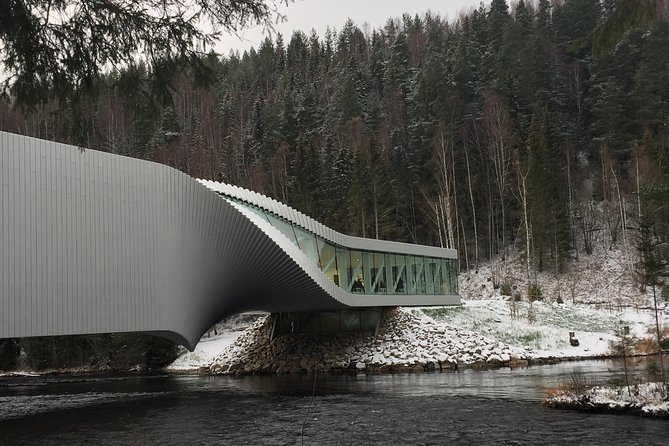 7 Hours Private Limousine Tour Combined Oslo & Tyrifjord Including "The Twist" - Tour Overview