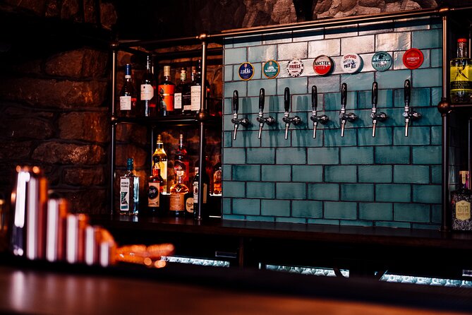 7 Hours Pub Tours in Peak District - Tour Highlights