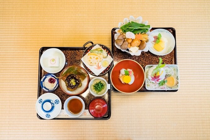 7 Hours Tour Enjoyment Light Plan in Koyasan - Admission and Group Size
