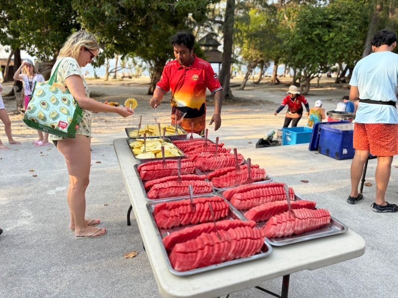 7 Islands Sunset Tour with Buffet+Snorkeling+Bioluminescent Plankton - Longtail or speedboat?