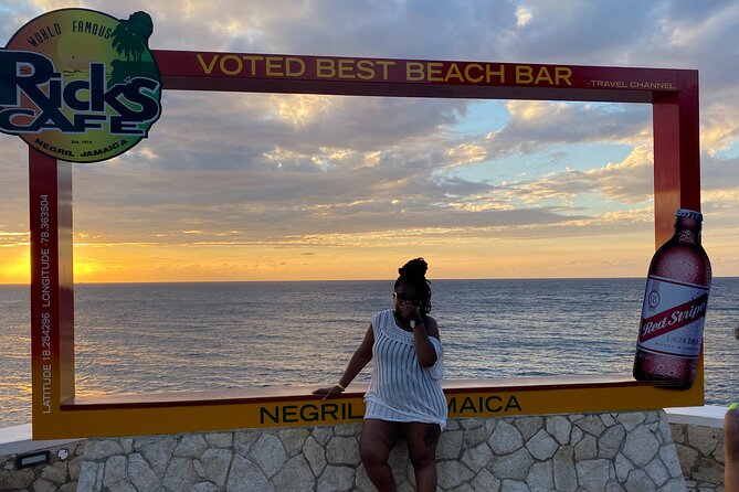 7 Mile Beach and Ricks Cafe Private Tour - Pricing and Maximum Number of Travelers