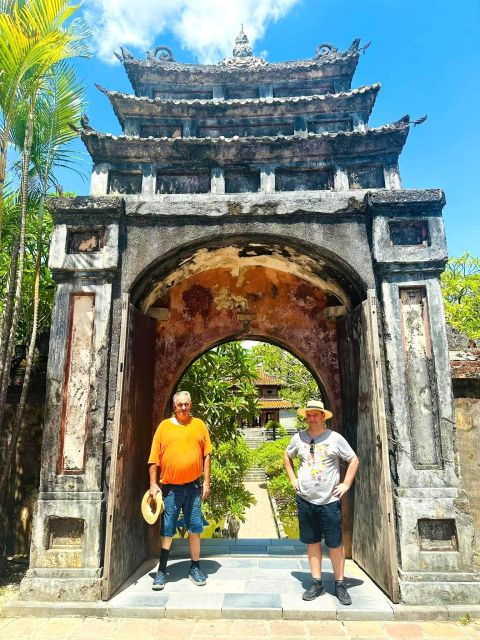 7 Must See Places in Hue With English Speaking Driver - Dong Ba Market