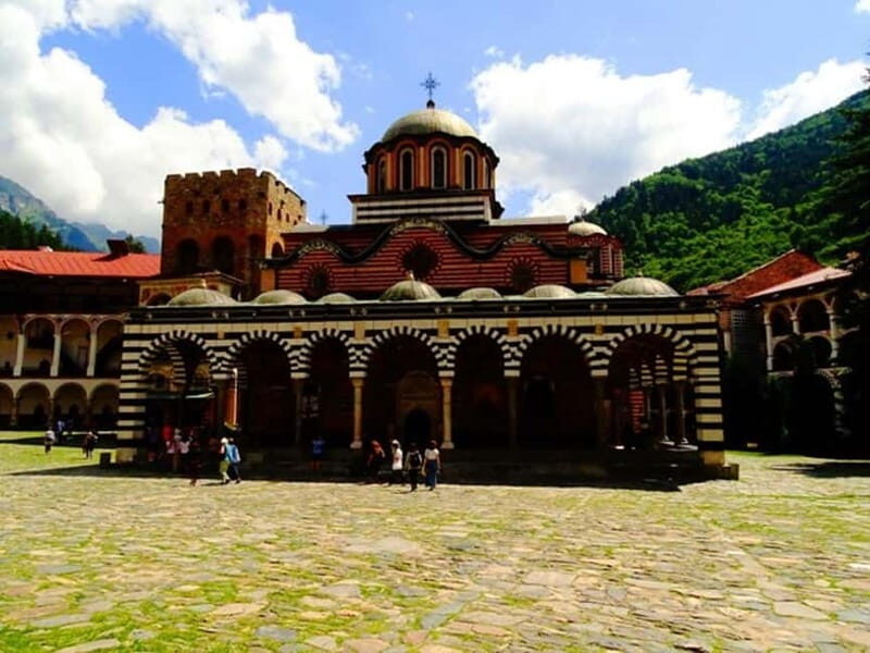 7 Rila lakes and Rila monastery day tour from Sofia - Practical Details and What to Expect