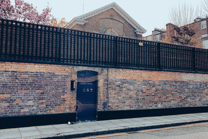 7 Secrets of Freddie Mercury With a Writer - The Untold Stories of Freddies Personal Life