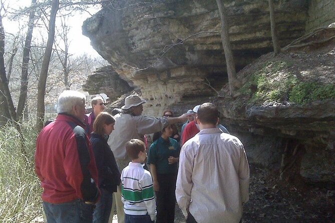 70-Minute Guided Downtown Eureka Springs Walking Tour - End Point and Refund Policy
