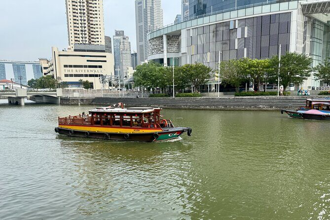 700 Years of Singapore A Join in River Cruise and Walking Tour - Good To Know