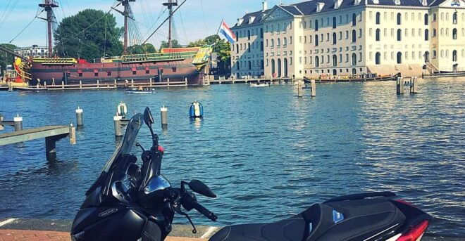 75 Min. Explore Amsterdam & Beyond by Private Motor Tour - Itinerary Highlights