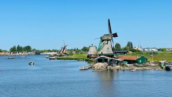 7h Amsterdam Countrysides— Zaanse Schans, Volendam & Marken - Common Questions