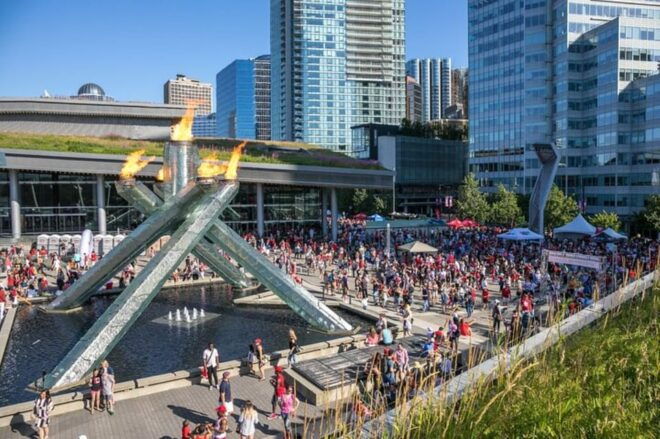 7hr Private Sightseeing Tour Vancouver (from Vancouver City) - Iconic Landmarks: Canada Place and Granville Island
