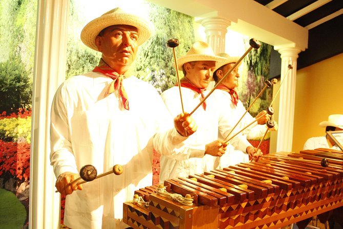 8 Attractive: Aquarium And Museums Included (in Veracruz) - Wax Museum