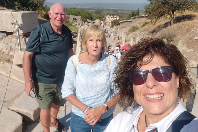 8 Day Anzac Tour Bravo - Meals and Dining Experiences