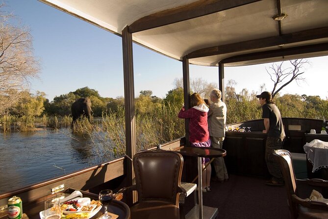 8-Day Classic Uganda Primates & Wildlife Tour - The Sum Up