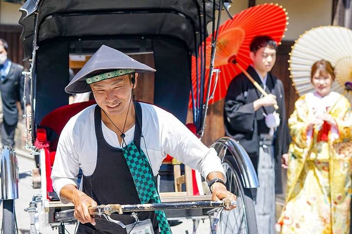 8-Day Japan Premium Mini Group Tour with 3/4 Stars Hotels by Agate Travel - Nijo Castle, Osaka Castle and Dotonbori
