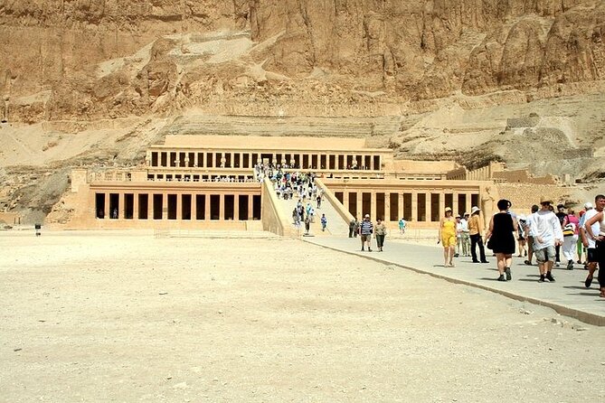 8-Day Private Dahabyia From Luxor to Aswan - Excursions Included