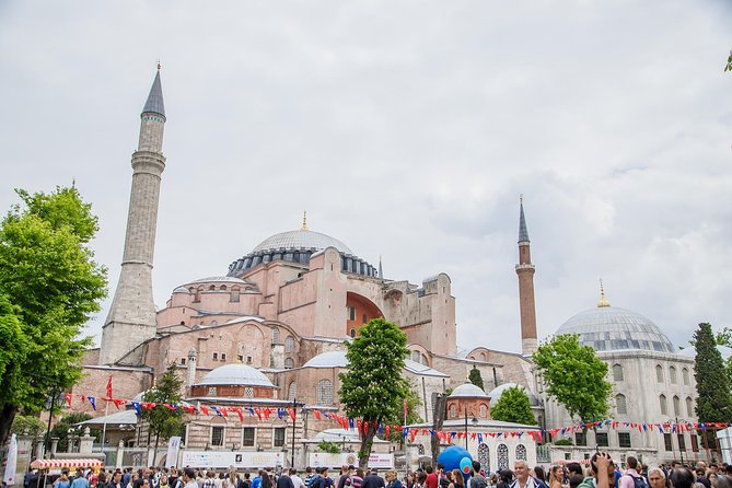 8 Day Seven Wonders Of Turkey Deluxe Tour - Istanbul: The Gateway to Turkeys Wonders