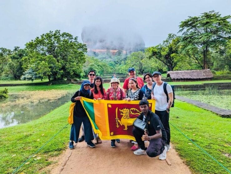 8-Day Sri Lanka Classic Tour: Private Driver & Accommodation - Tour Highlights & Inclusions