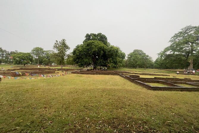 8 Days Buddhist Sites Pilgrimage Tour In Nepal - Good To Know  