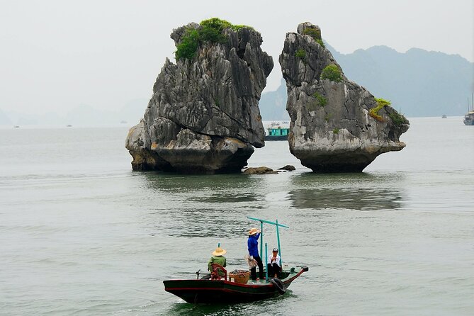 8-Days Glimpse of Vietnam - Ho Chi Minh, Hoi An and Halong Bay - My Son Sanctuary: Discovering the Ancient Champa Kingdom