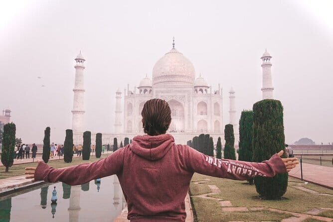 8 Days Golden Triangle with Ranthambhore Tour - The First Steps in India: Delhi’s Architectural Marvels