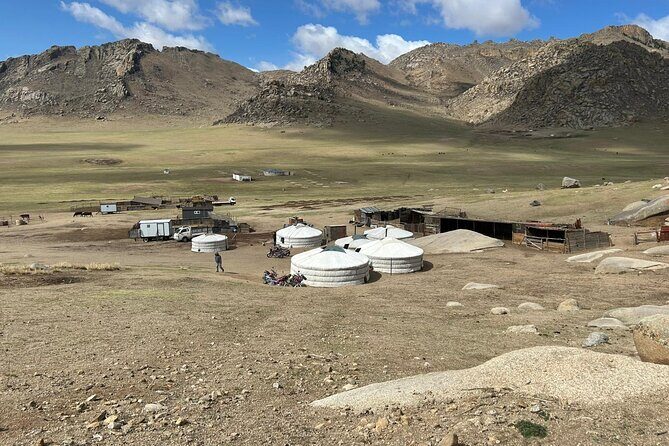 8 Days Mongolia Adventure from Steppe to Sacred Peaks - Who Is This Tour Best For?