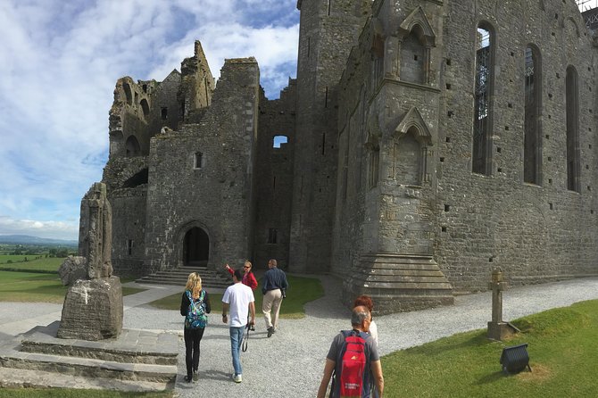 8 Days Touring in Ireland - Overview