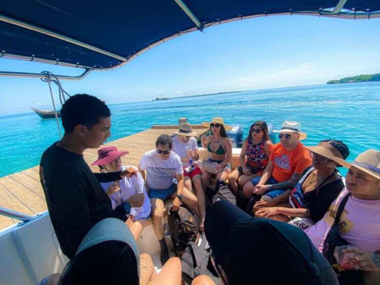 8-Hour Boat Tour to Cholón With Music and Fun - Good To Know