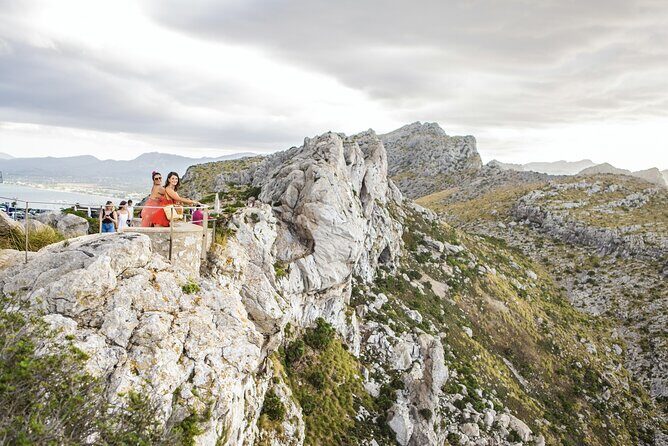 8-Hour Formentor and Sineu Market with boat trip Tour in Mallorca - Practical Details and Tips