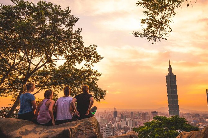 8-Hour Private Taipei Day Tour: PLANLESS - Immerse Yourself in Taipeis Rich Cultural Heritage