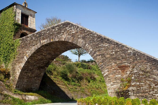 8-Hour Private Tour of Lugo From Santiago De Compostela - Booking and Pricing Information