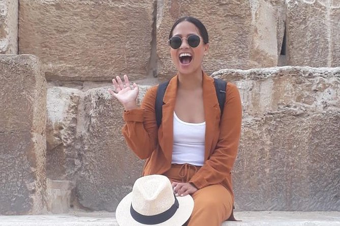 8-Hour Private Tour to the Pyramids of Giza and Saqqara From Cairo - Logistics and Transportation Details