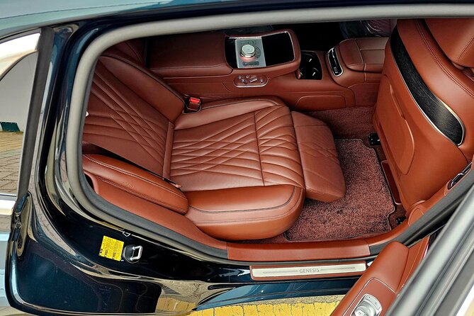 8-Hour Private Transfer With English-Speaking -Chauffeur - Cancellation Policy