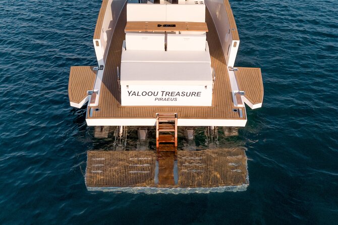 8 Hour Private Yacht Cruise in Delos Rhenia Mykonos Tesoro 40 - Yacht Specifications