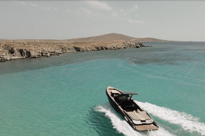 8 Hour Private Yacht Cruise in Mykonos Skipper 42 - Yacht Features