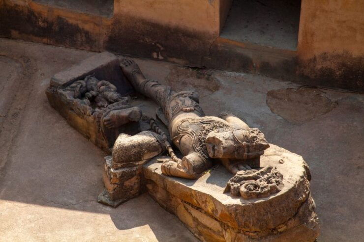 8-hours Excursion Trip to Unbeatable Kalinjar Fort - Booking Details