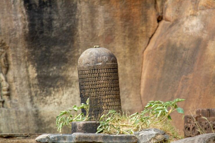 8-hours Excursion Trip to Unbeatable Kalinjar Fort - Itinerary Highlights
